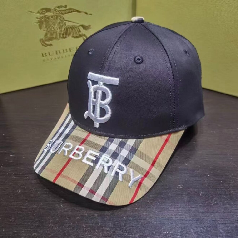 Burberry TB Monogram Vintage Check Baseball Cap - Picture 4 of 4